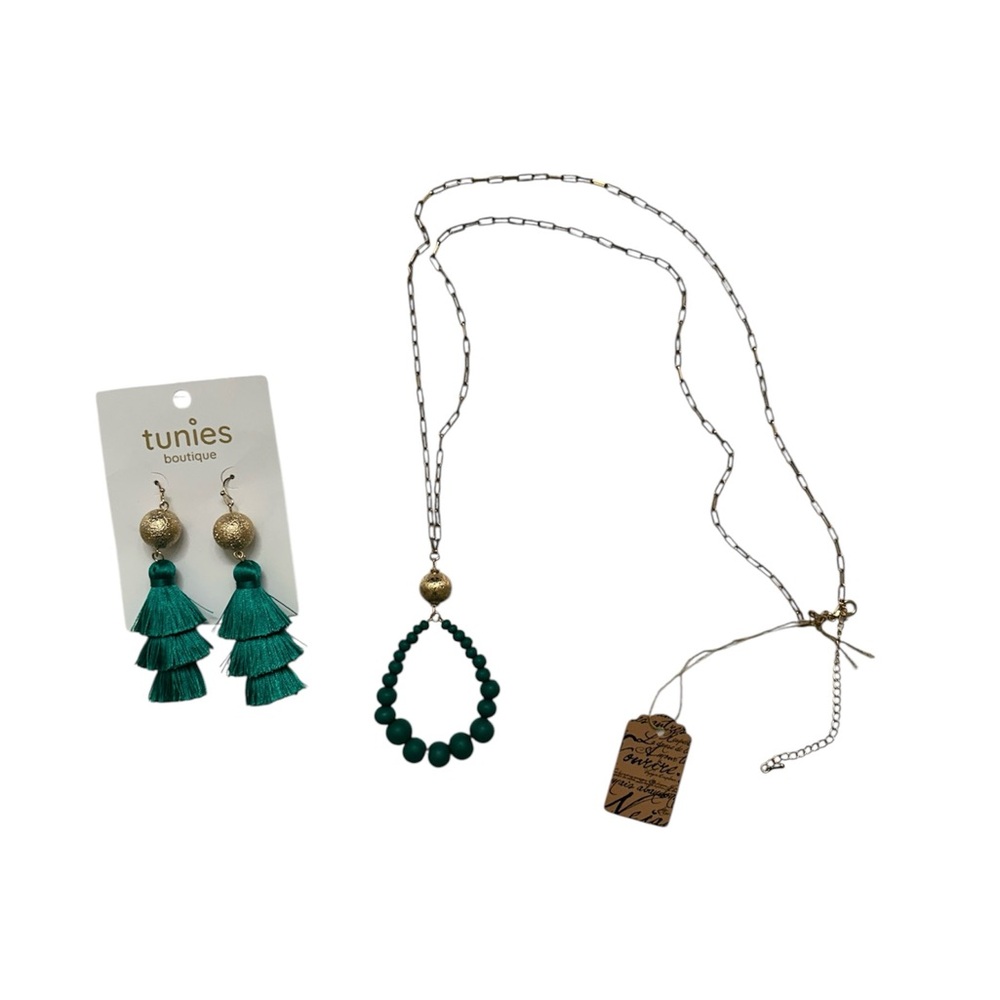 Gold and Green Tassle Earring and Beaded Teardrop Pendant Long Necklace Set